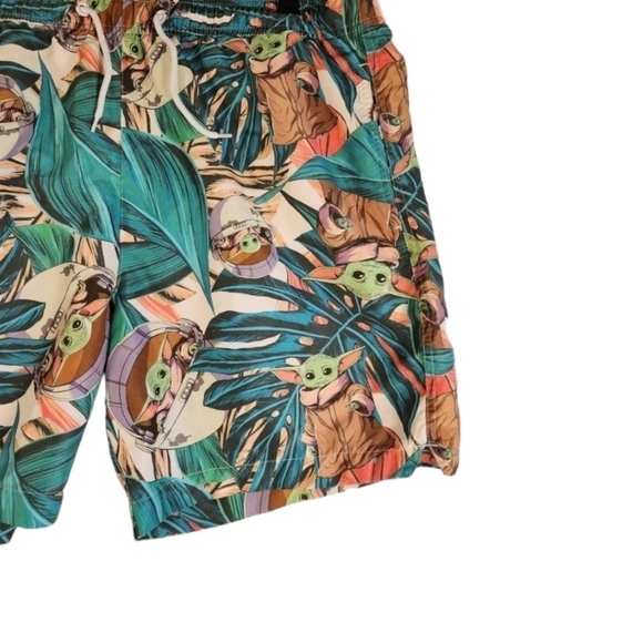 Star Wars Baby Yoda Tropical Swim Trunks Drawstring - Picture 5 of 5